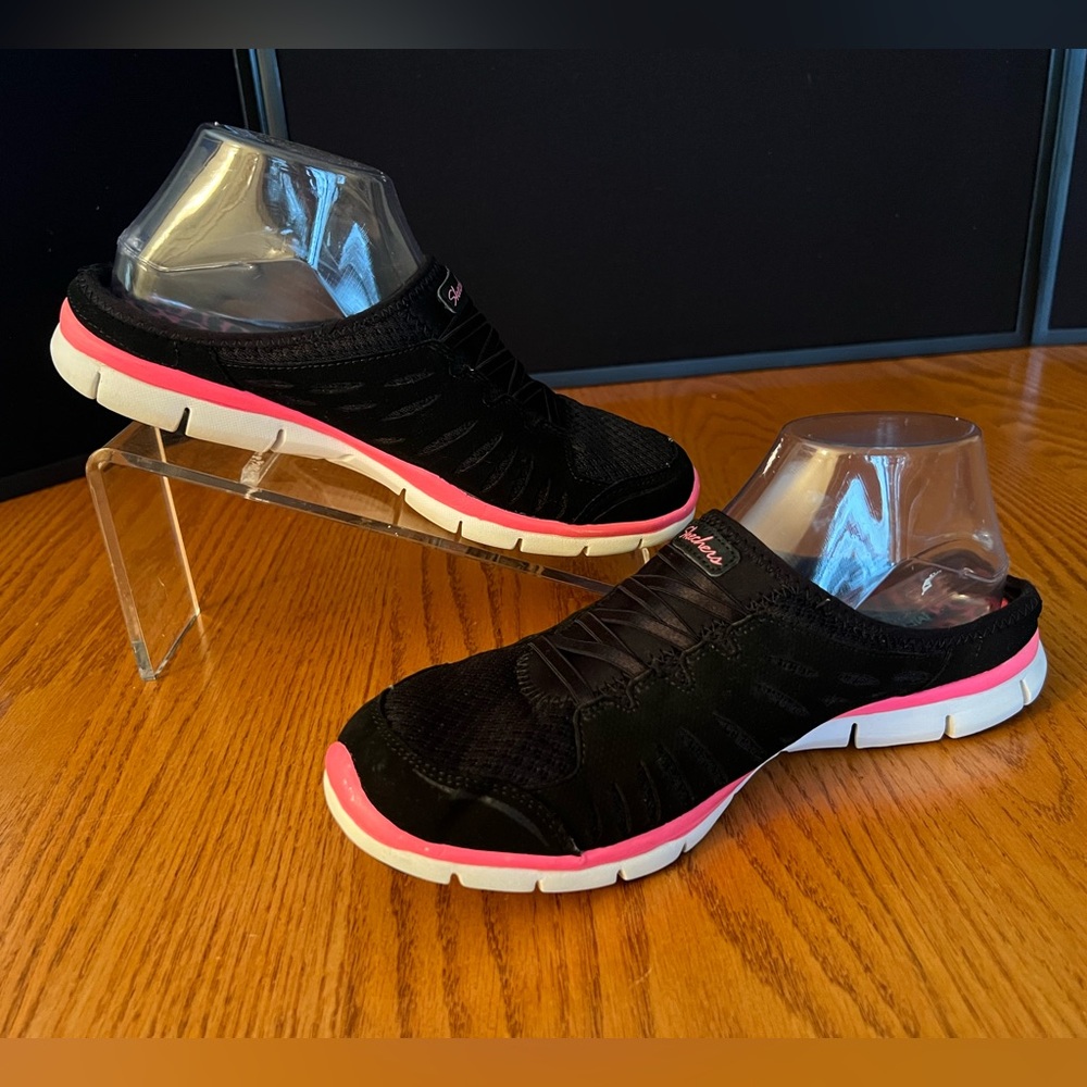 Sketchers Women's Black Slip-On Athletic Clog with Pink Accent